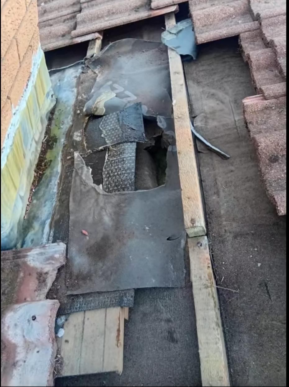 Chimney flashing & repointing, before